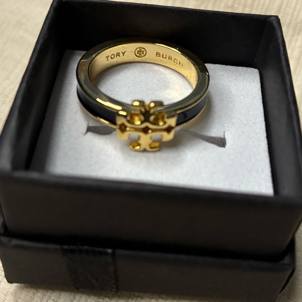 Tory Burch Black and Gold Logo Ring - Picture 4 of 6